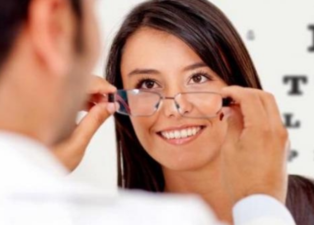Ciri-ciri sakit Katarak Mata dan Glaukoma
