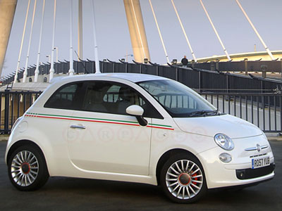 White Color Fiat 500 Car pictures gallery