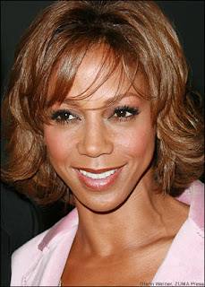 holly robinson peete  