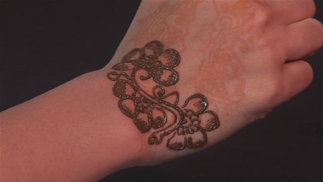 Easy Mehndi Design