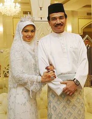 Perkahwinan 1Malaysia PAKAIAN PENGANTIN 