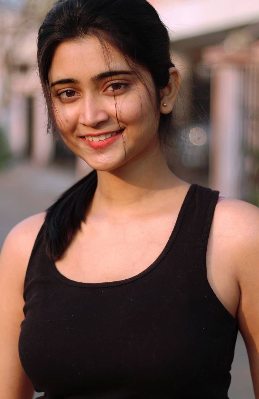 Model-actress-Ankita-Mallick-looks-adorable-in-casual-wear-05-Bengalplanet.com