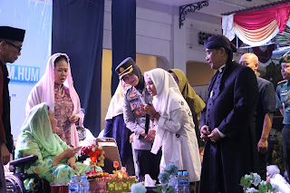 Kapolres Kulonprogo Menghadiri Buka Puasa bersama Ibu Dr. (HC) Dra. Hj. Shinta Nuriyah Abdurrahman Wahid, M.Hum.,