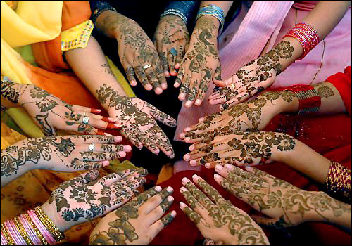 Tattoos 44 | Free Tattoos Gallery: Henna Tattoos Gallery 2011