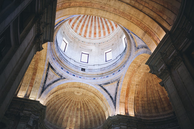 サンタ・エングラシア教会（Igreja de Santa Engrácia）