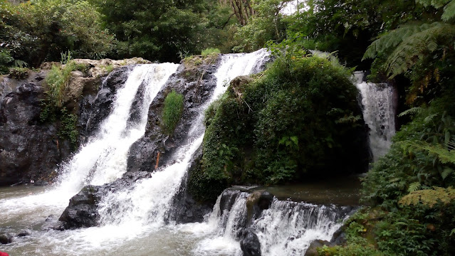 Tempat Wisata Air Terjun di Bandung yang Tidak Pernah Terlupakan - SunjaID