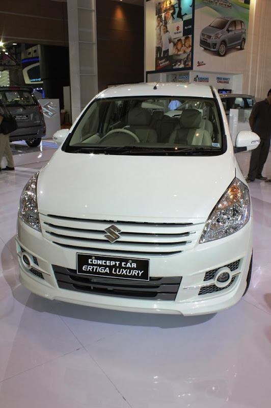 SUZUKI ERTIGA SURABAYA title=