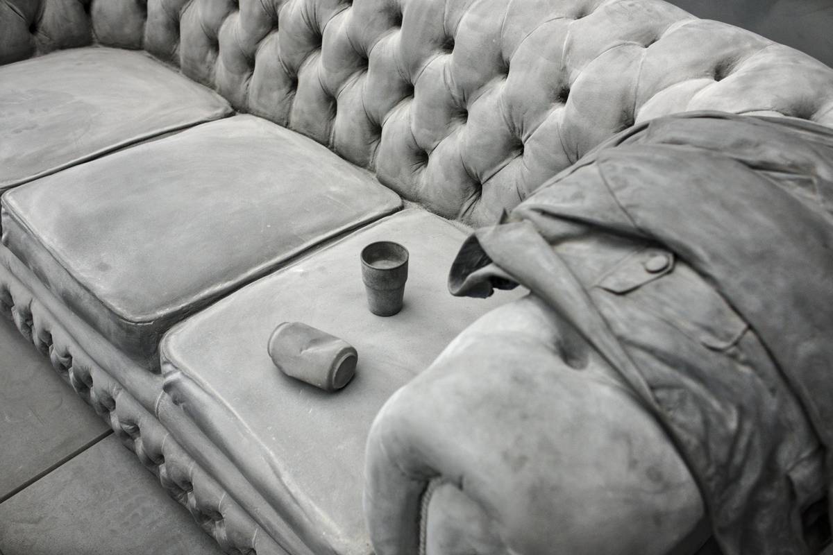 HANS OP DE BEECK  - T H E    C O L L E C T O R ‘ S    H O U SE su L’ArteCheMiPiace a cura di Giuseppina Irene Groccia