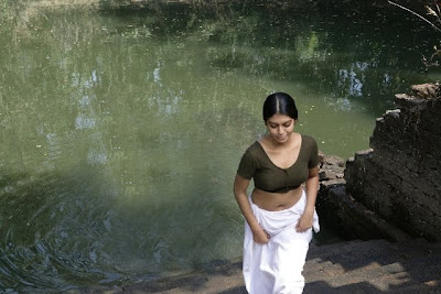prathista in white saree actress pics