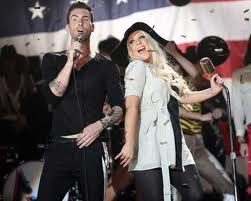 Maroon 5 con Christina Aguilera Moves Like Jagger Letra Traducida