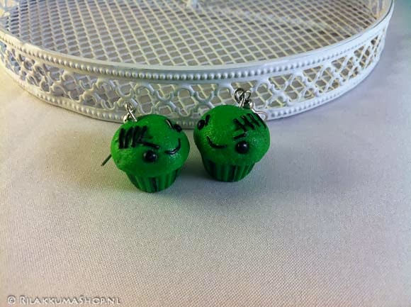 Kawaii Halloween Zombie Cupcake earrings