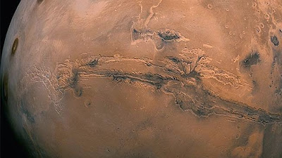 Misteri Kemunculan Awan Jamur di Mars