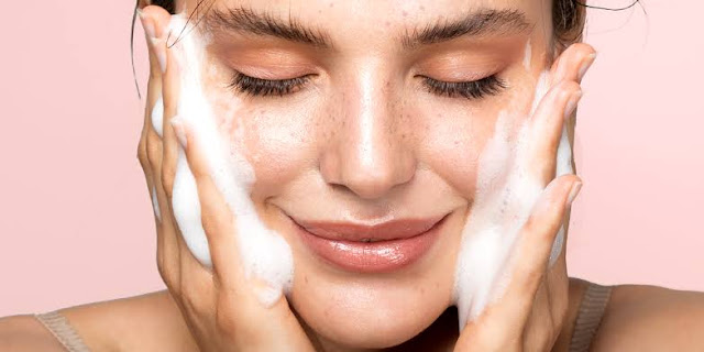 SkinCare Routine in Hindi