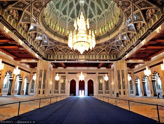 Al Sultan Qaboos Grand Mosque from Inside