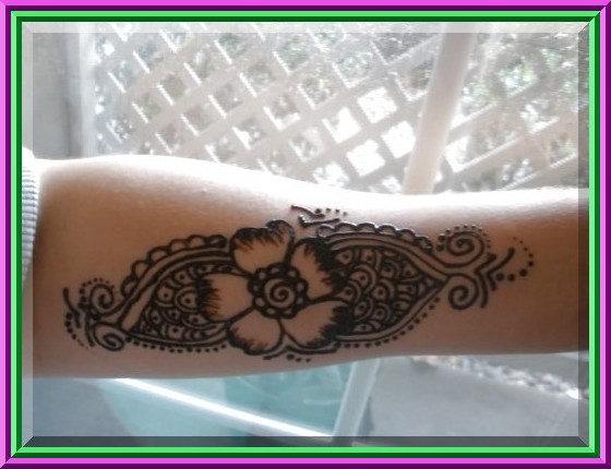 Arm Mehndi Designs Henna blooms have 4 sepals and a 2 millimeter floral cup