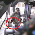 Wanita Ini Sudah Kencing Di Dalam Bis, Disiramkannya Pula Air Kencing Itu Ke Sopir