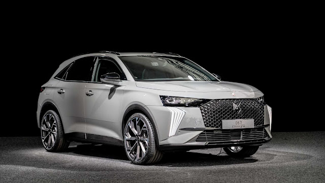 DS 7 Facelift Debuts With Refreshed Face
