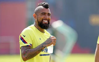 Barcelona midfielder Vidal willing to play for Juventus boss Pirlo if he calls