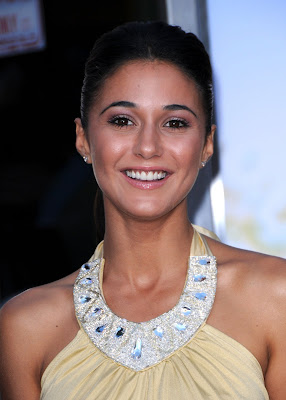 Emmanuelle Chriqui 