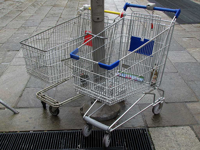 Carrelli di supermercato personali, Livorno