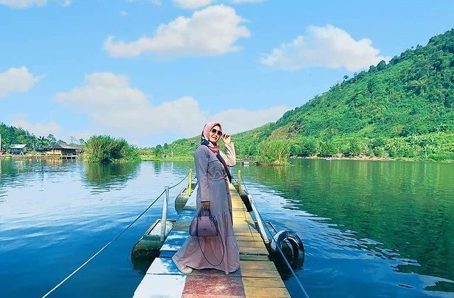 Wisata Danau Situ Gede Bogor