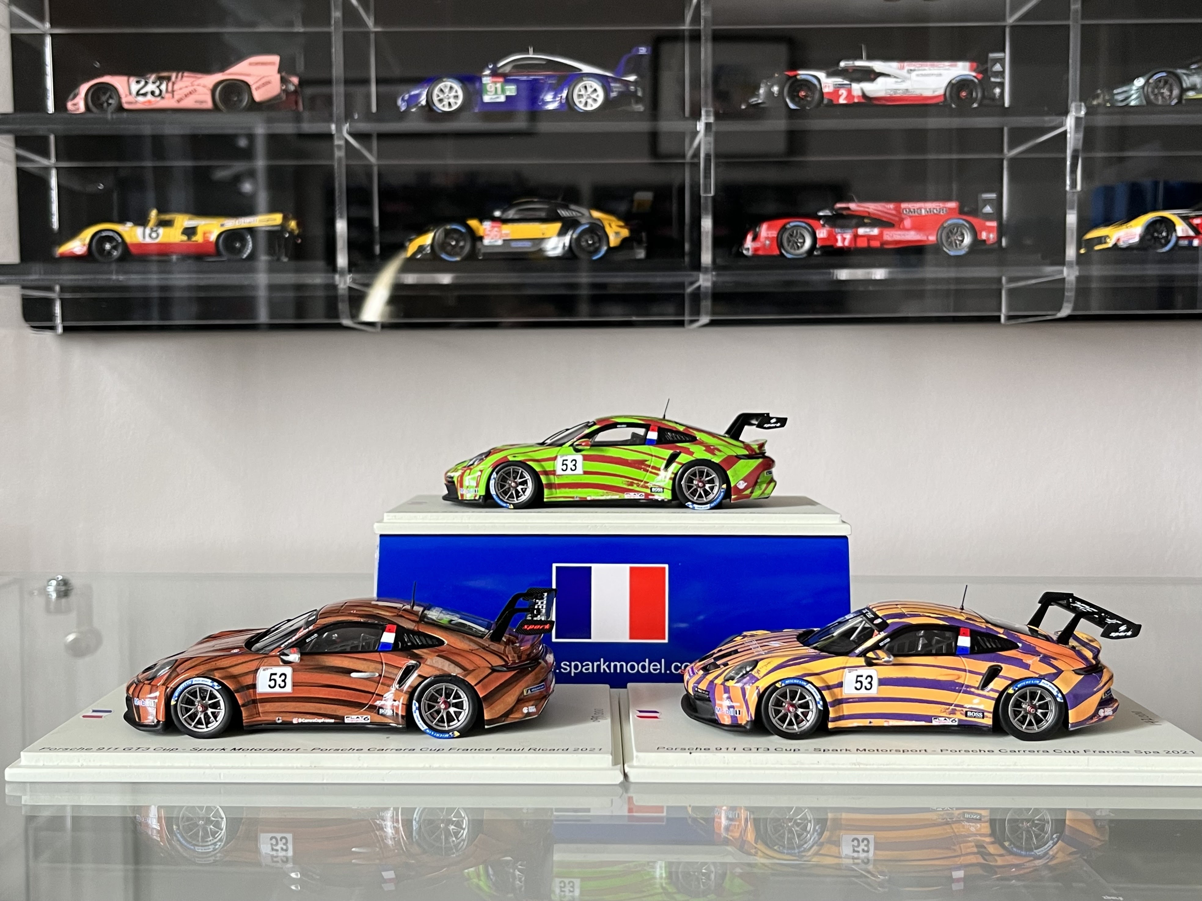 Coffret Circuit Carrera Go !!! Porsche GT3 Cup 1/43 - francis miniatures