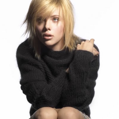 scarlett johansson leaked photos