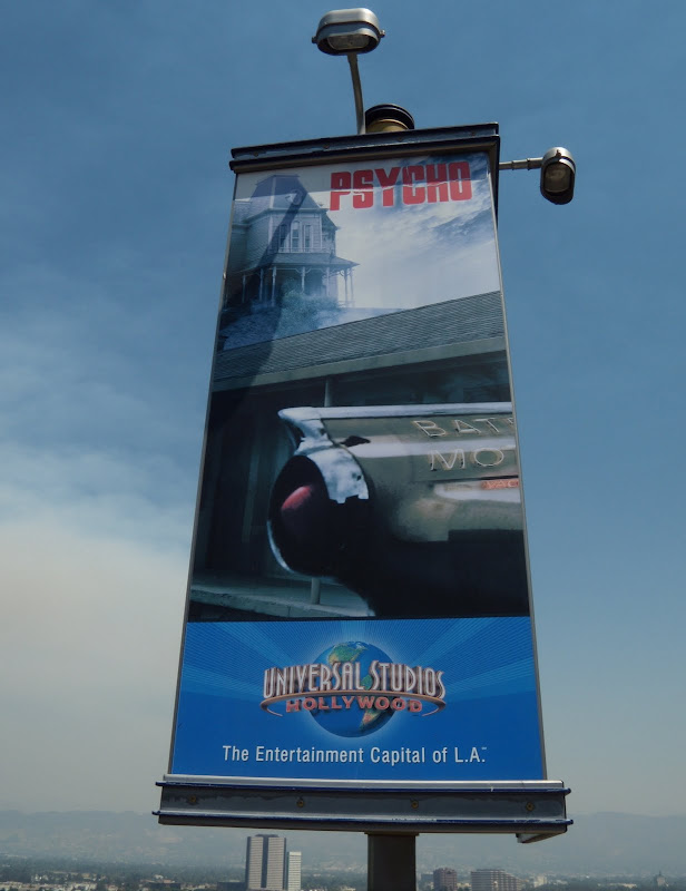 Psycho Universal Tour banner