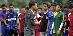 DAFTAR SKUAD TIMNAS U-21 INDONESIA DI TURNAMEN SULTAN HASANAH BOLKIAH TROPHY BRUNEI 27 FEBRUARI 2012 