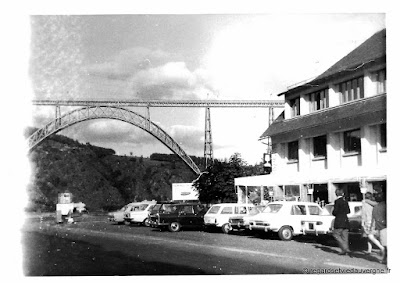 Photo ancienne d'Auvergne : lieux divers.