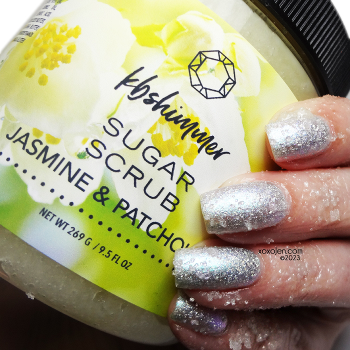 xoxoJen's swatch of KBShimmer Jasmine Patchouli scrub