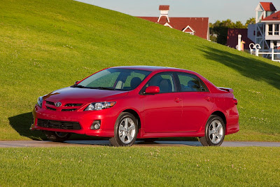 2011 Toyota Corolla Photos