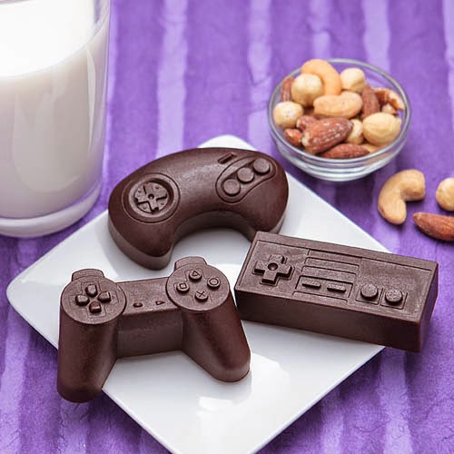 classic game controller silicon mold thinkgeek