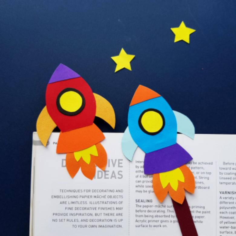 Rocket DIY bookmarks for kids