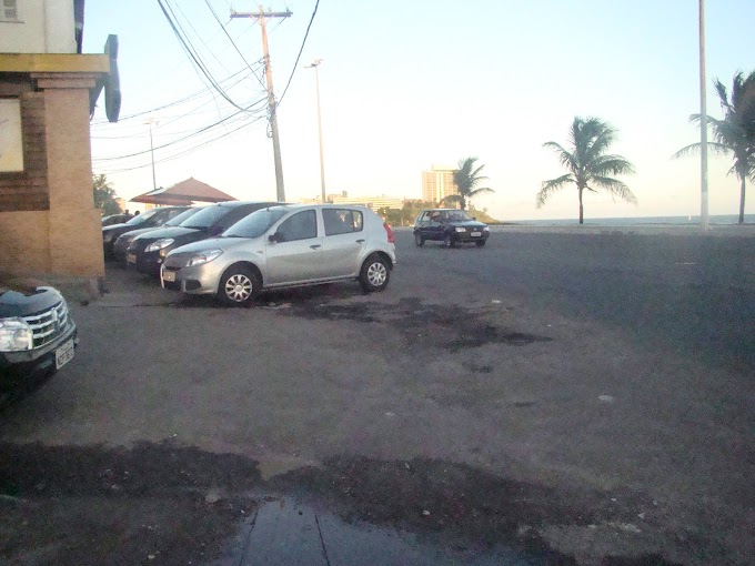 Ainda vai demorar para acabar os estacionamentos nos passeios