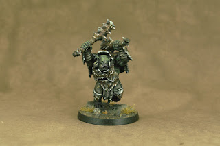 Thugg of Morgok's Krushas in shiny & rusty armor (front)