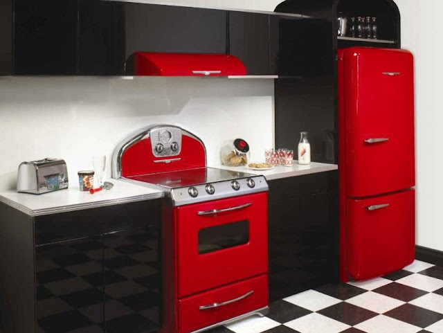 Contoh desain dapur warna merah