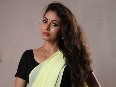 Sadha Wiki, Biography, Dob, Age, Height, Weight, Affairs and More