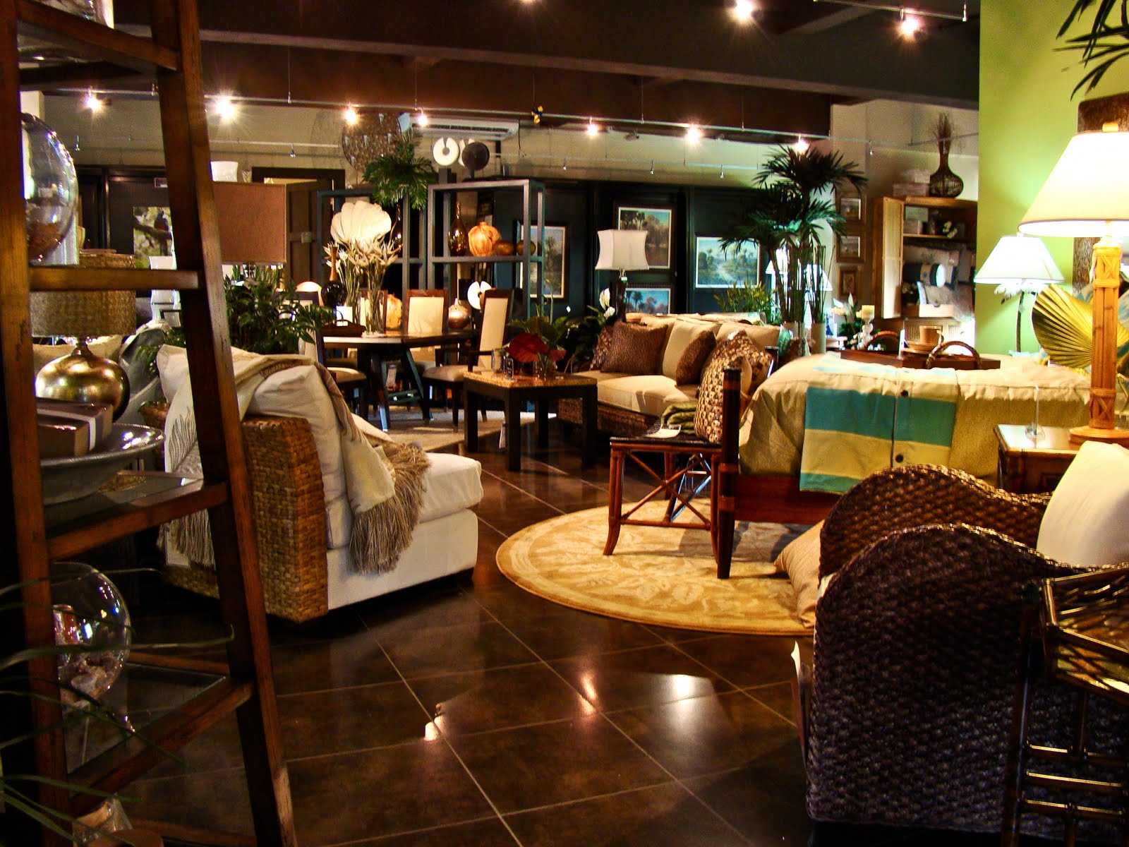 Tamarindo Costa Rica Daily Photo Furniture store 