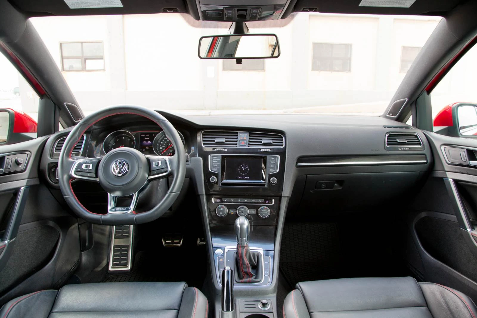 Novo Volkswagen Golf GTI 2015 - interior