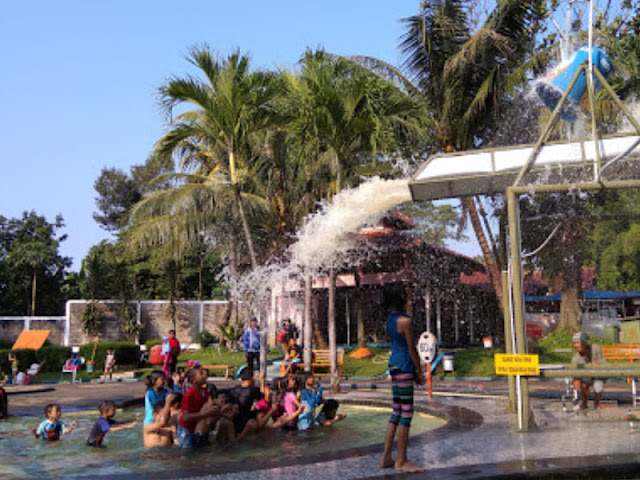 kolam renang griya tugu asri