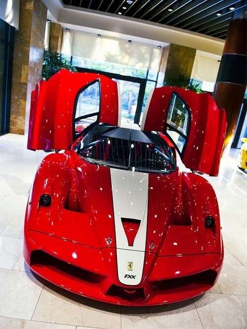 Gambar Mobil Ferrari - Mobil Terbaru