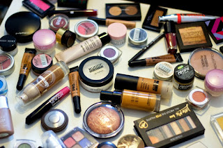 Read here tips to use expired beauty products, How can we use expired beauty products easily. There are many uses of these expired beauty products. We are telling you these tips.