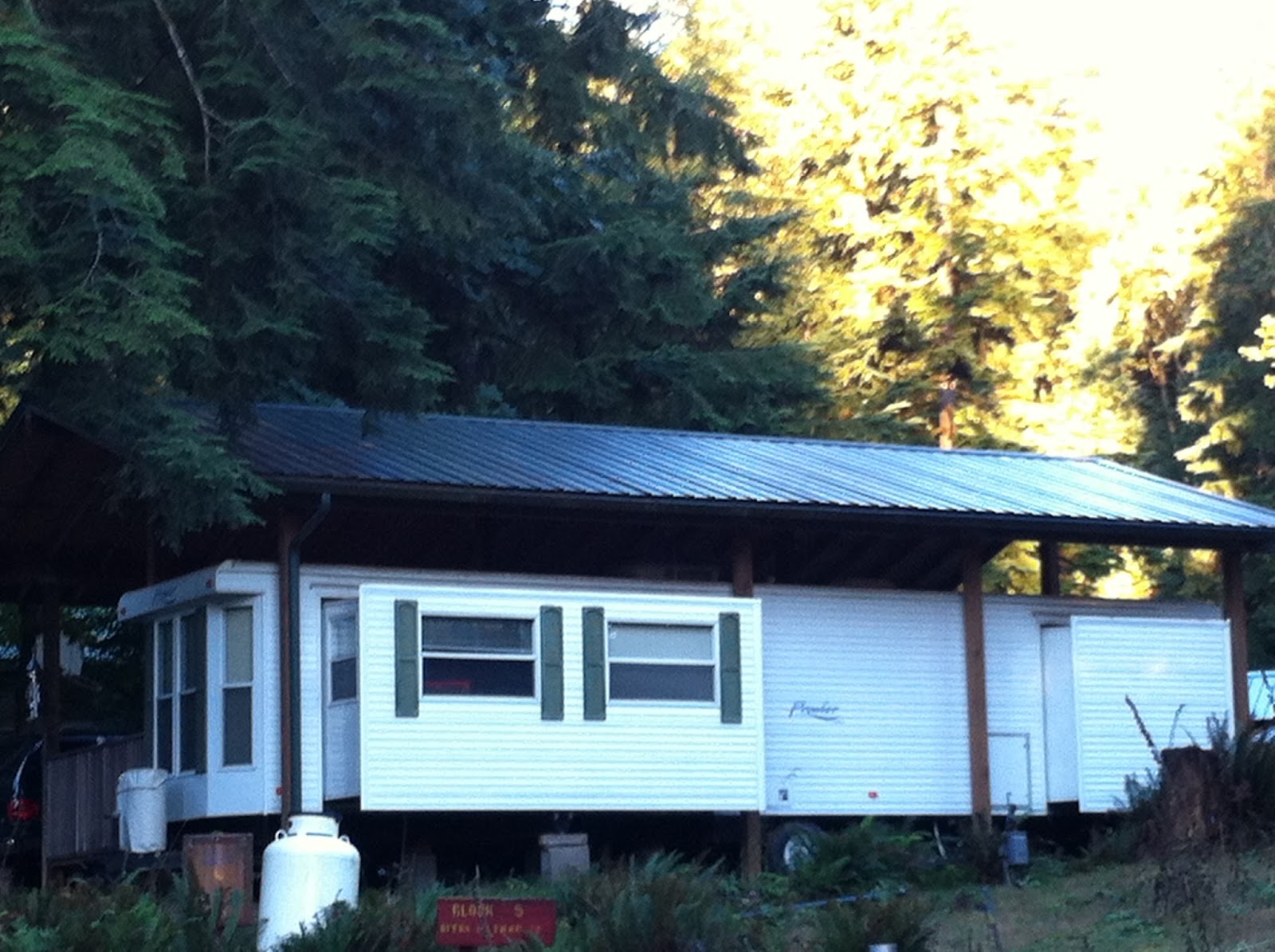 how to build a flat shed roof