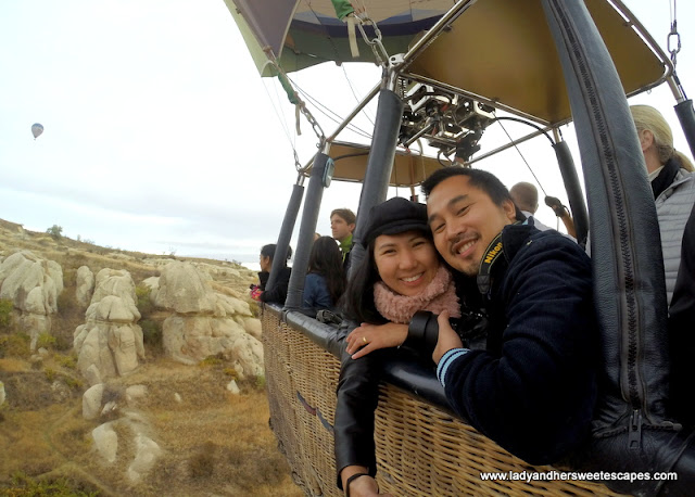 Butterfly Balloon flight in the valleys