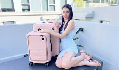 Monos-vegan luggage made from recycled materials