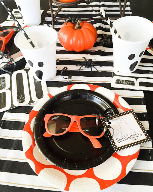 Super cute halloween party supplies. 