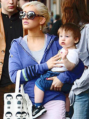 christina aguilera and son max