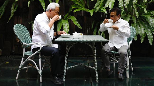 Ganjar dan Cak Imin Kompak Sindir Makan Malam Jokowi-Prabowo