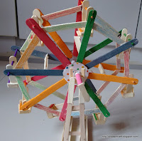  Popsicle Stick Ferris Wheel